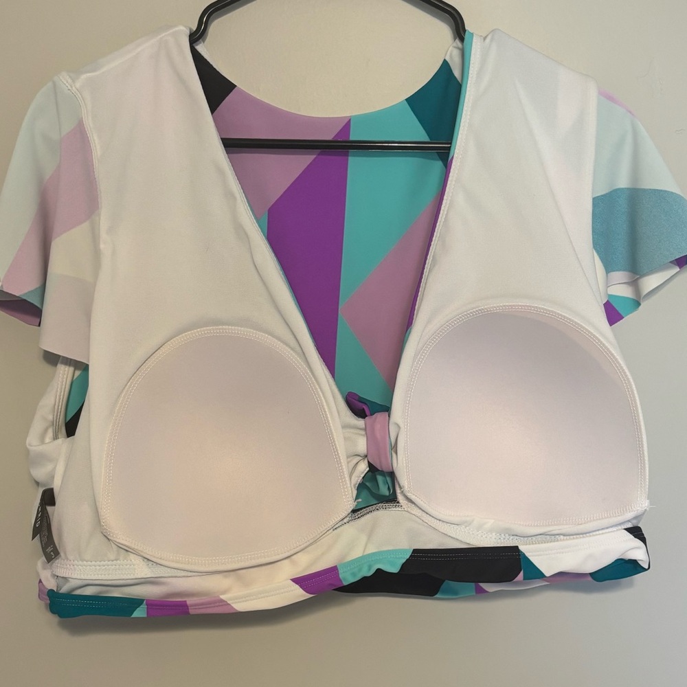 Like new Torrid swim top, color block style with tied keyhole opening - Picture 9 of 9